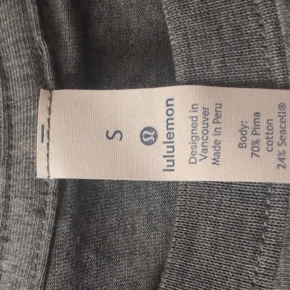 Lululemon 5 year basic T-shirt. Gray - Picture 2 of 3